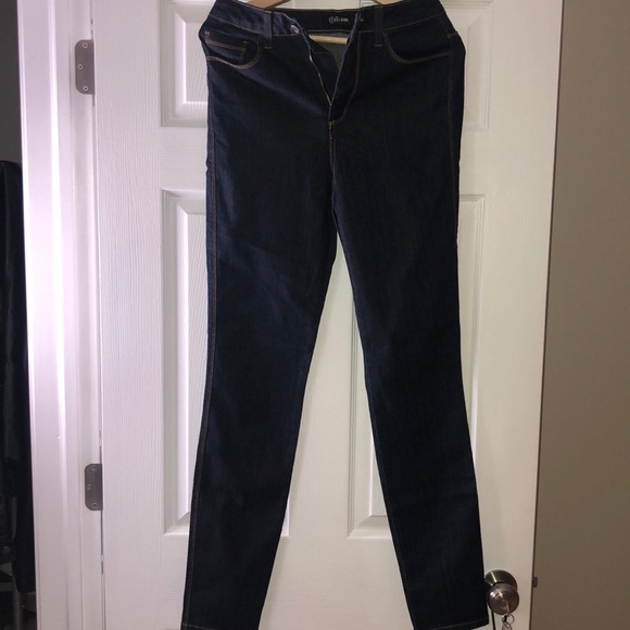 Jeans - Picture 1 of 2